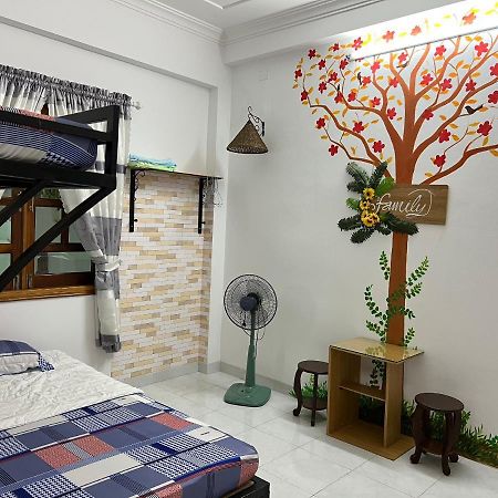 Lotus Homestay Tuy Hoa Esterno foto