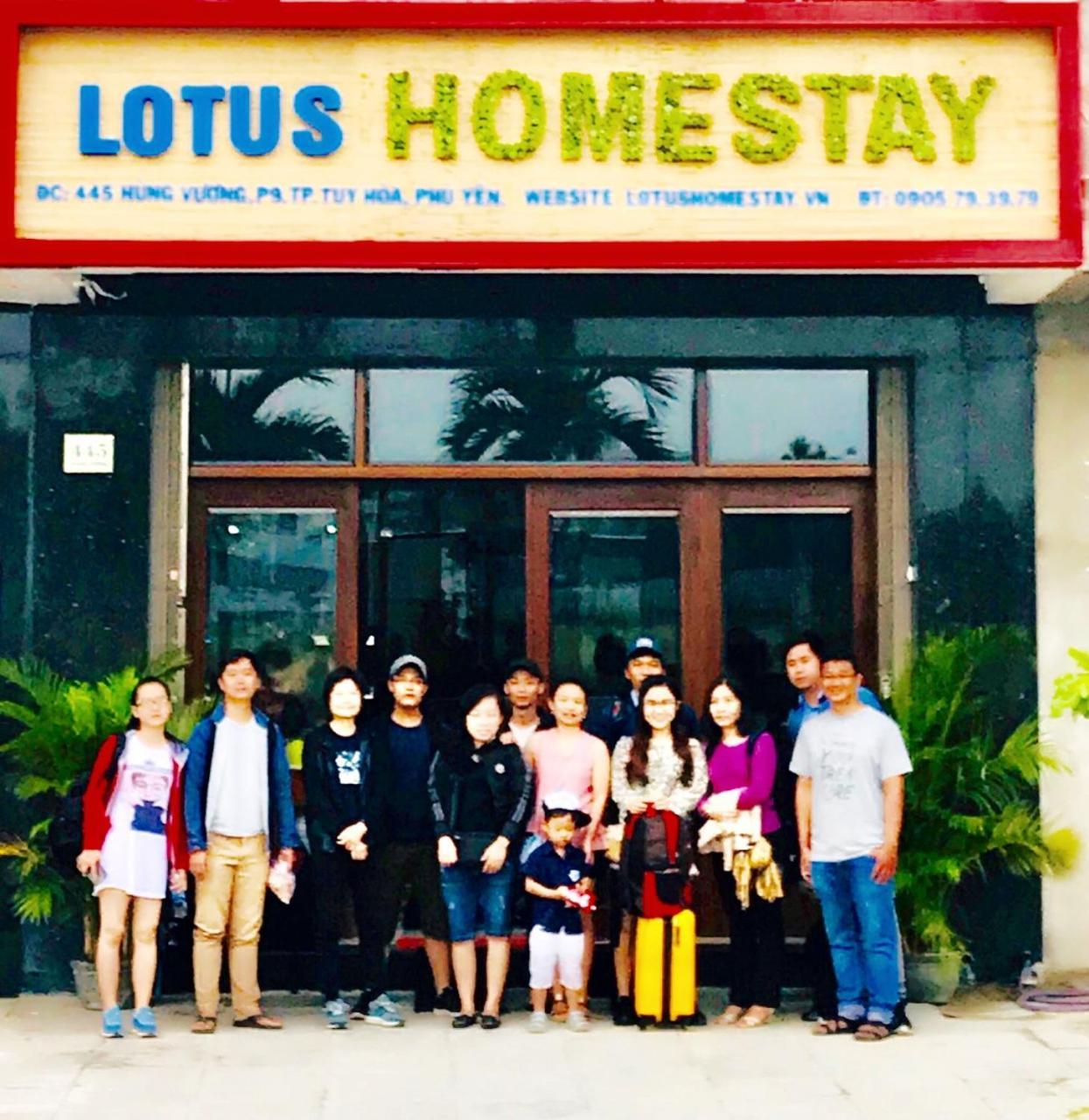 Lotus Homestay Tuy Hoa Esterno foto